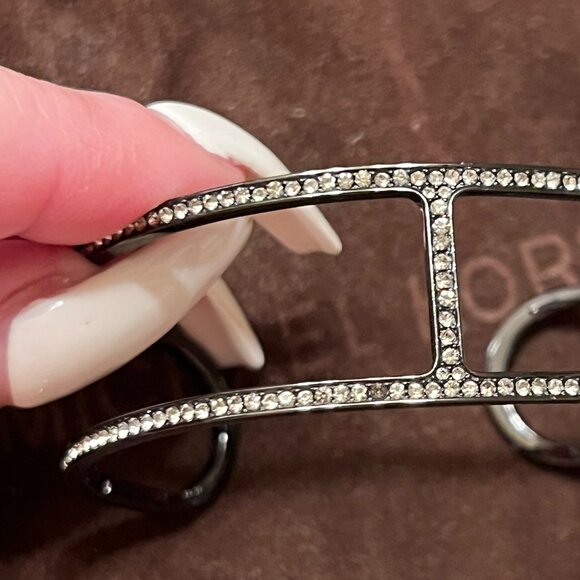 MICHAEL KORS BLACK TONE CLEAR PAVE GEOMETRIC CUFF BRACELET w/ POUCH - Picture 4 of 7